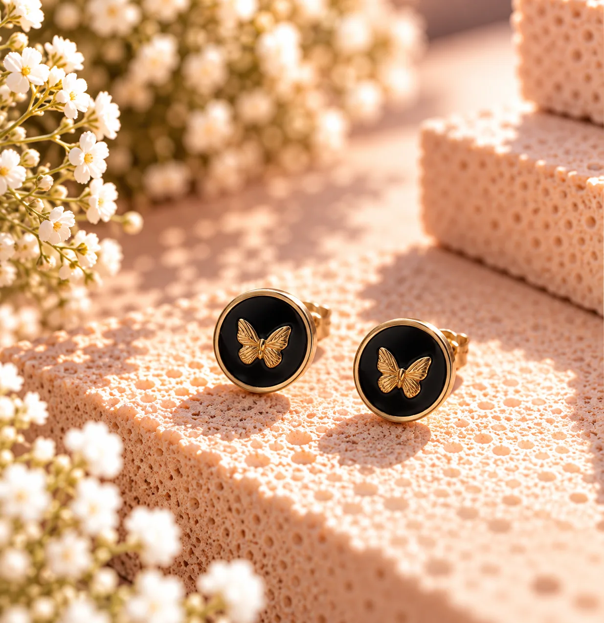 CIRCULOS NEGROS/MARIPOSAS DORADAS