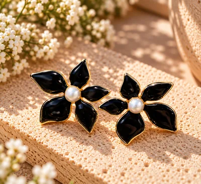 FLORES NEGRAS PUNTUDAS-PERLA