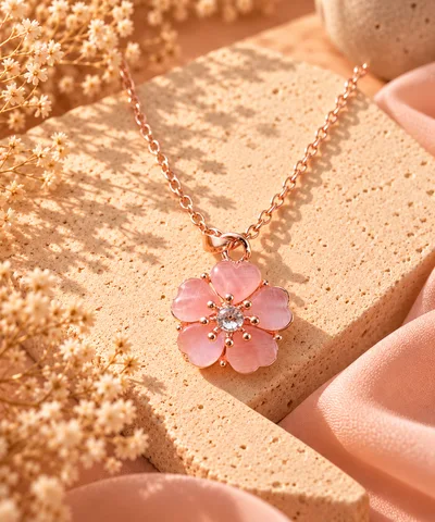 COLLAR FLOR ROSADA CON CIRCON