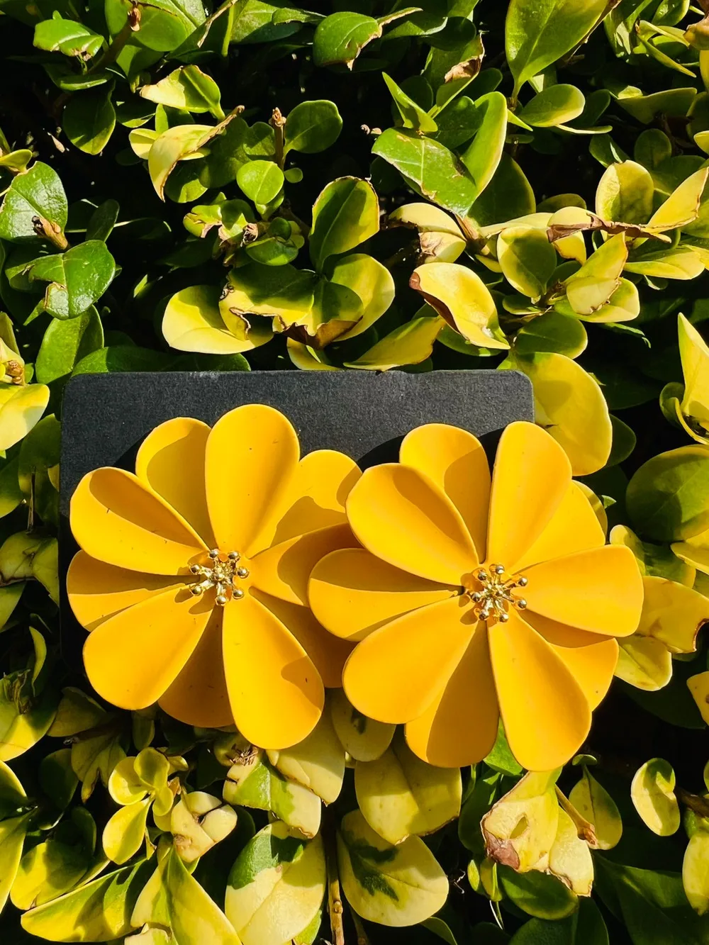 FLOR AMARILLA